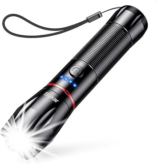 LED Taschenlampe 2000 Lumen mit USB-C Akku – Zoom, 5 Lichtmodi, IPX6 & Akkuanzeige für Camping und Outdoor