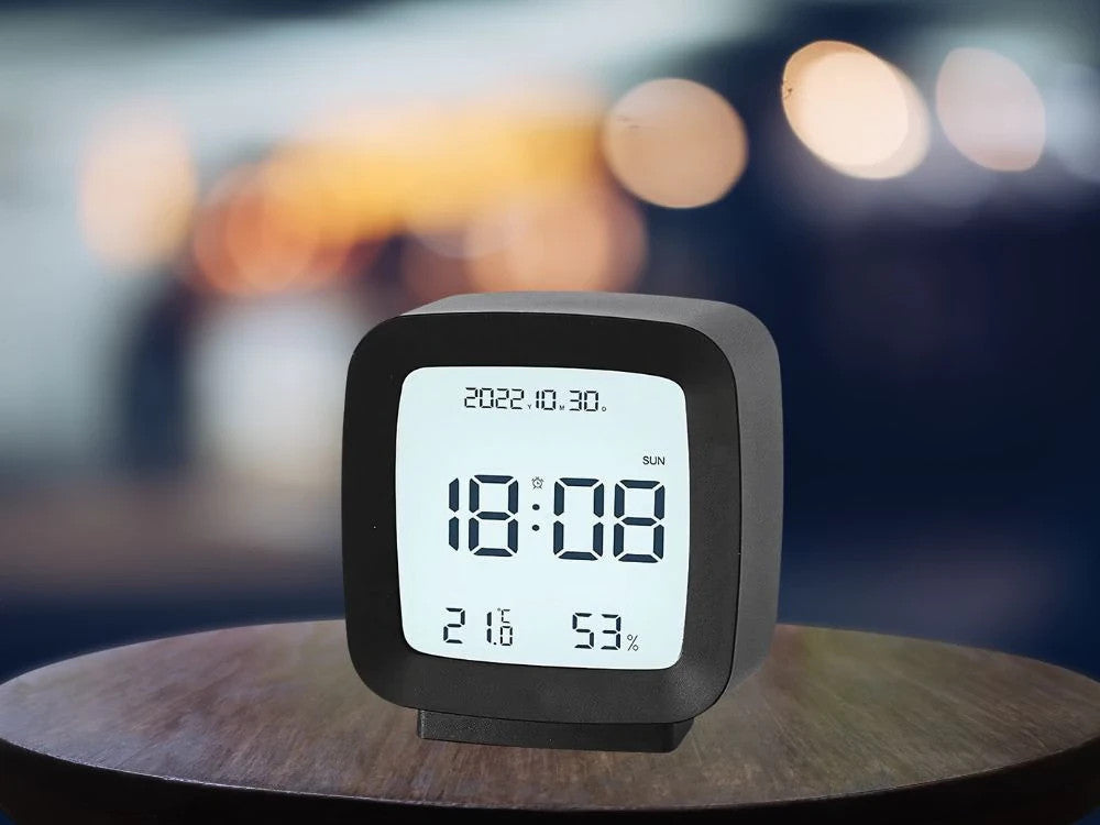Digitaler Wecker mit LCD Display – Temperatur, Luftfeuchtigkeit, Datum und Schlummerfunktion in Schwarz