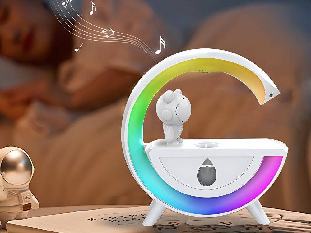 Luftbefeuchter Astronaut mit Bluetooth Lautsprecher LED RGB USB Mist