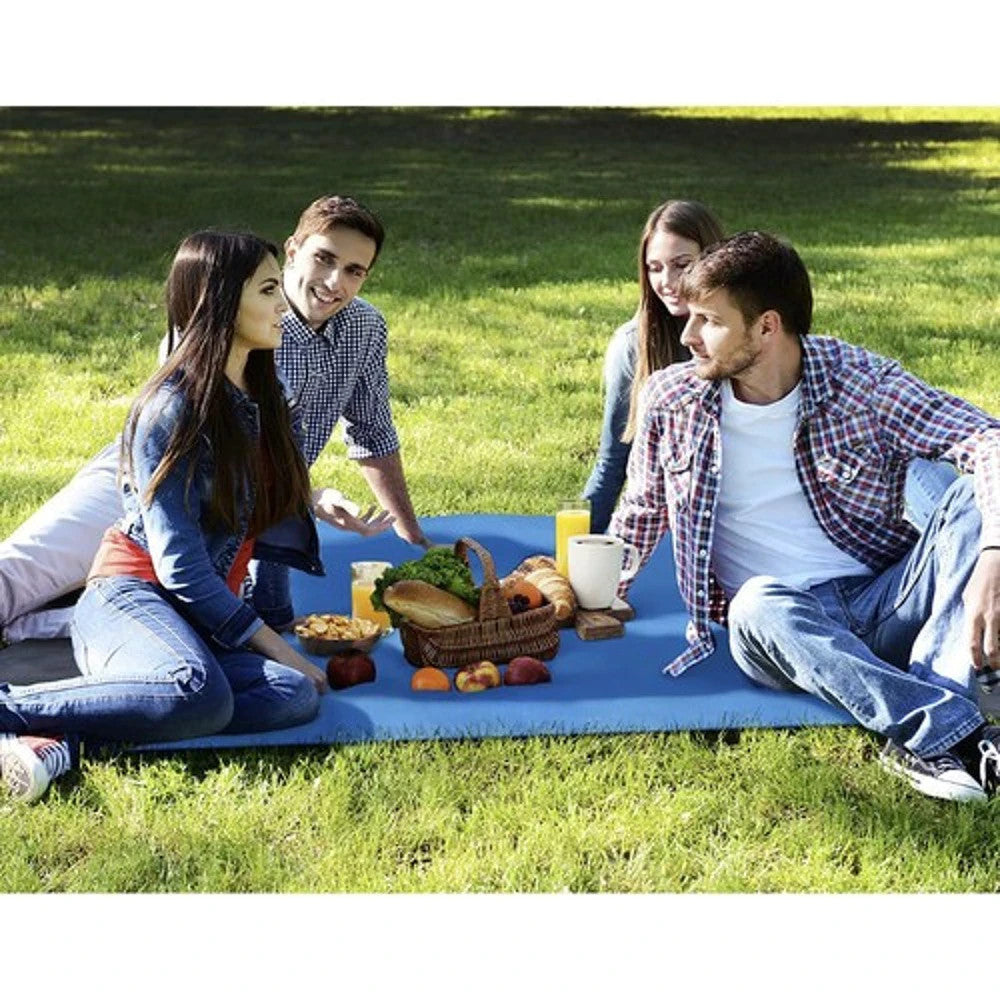 XXL Stranddecke 208x208 cm Wasserdicht – Picknickdecke mit Heringen & Tasche