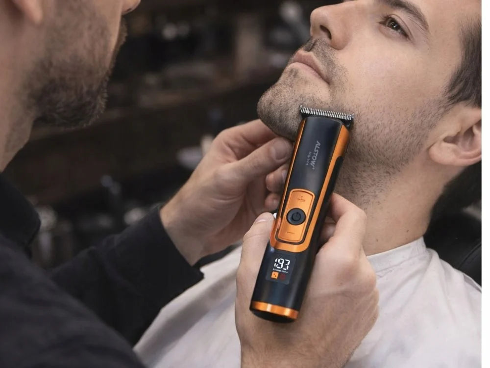 Haarschneidemaschine T-Blade mit USB-C Akku – Barttrimmer mit 4 Aufsätzen, 80 Min Laufzeit & 600 mAh Akku